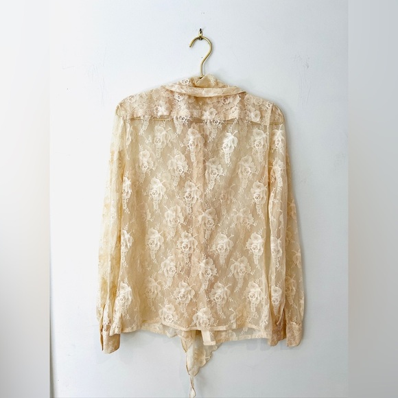 Vintage Lace Blouse - Picture 3 of 6
